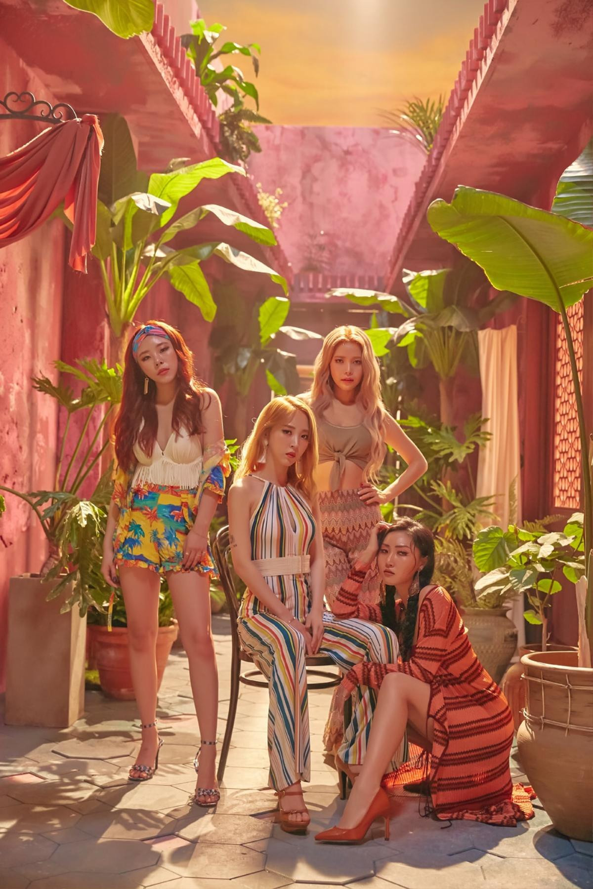 MV Kpop tuần qua: GFriend, Mamamoo, Chungha, Seungri,… mùa hè đích thực của các fan đây rồi! Ảnh 1