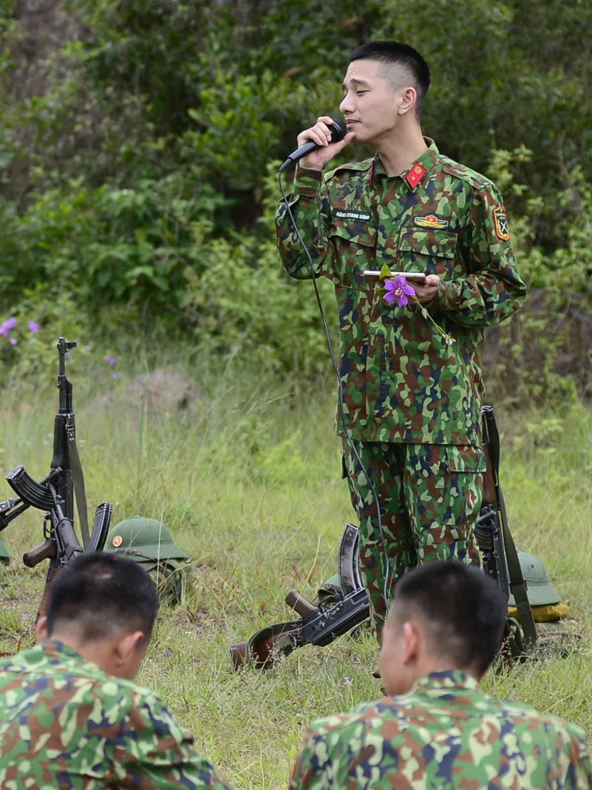 Juun Đăng Dũng trở thành 'hiệp sĩ chăn lợn', Đại Nhân bất ngờ bị chê vì gấp chăn quá xấu Ảnh 1