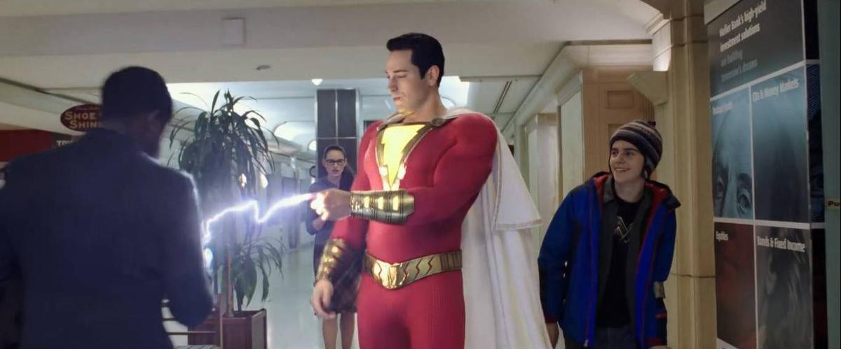 Chết cười với trailer 'Shazam!' của DC về siêu anh hùng to xác có tâm hồn đứa trẻ 14 tuổi Ảnh 17