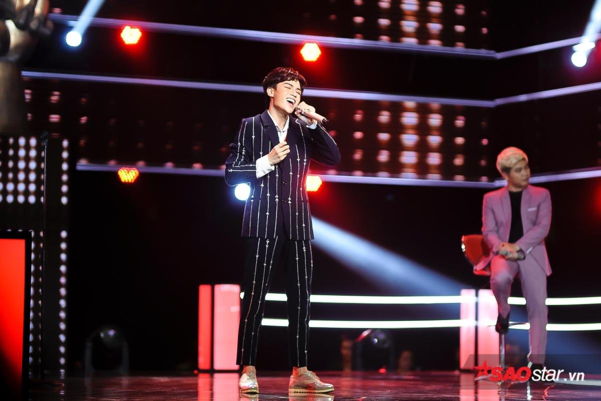 Alex Dương - Việt Puzo tranh tài 'nghẹt thở', mở màn vòng Đo ván - The Voice 2018 Ảnh 1