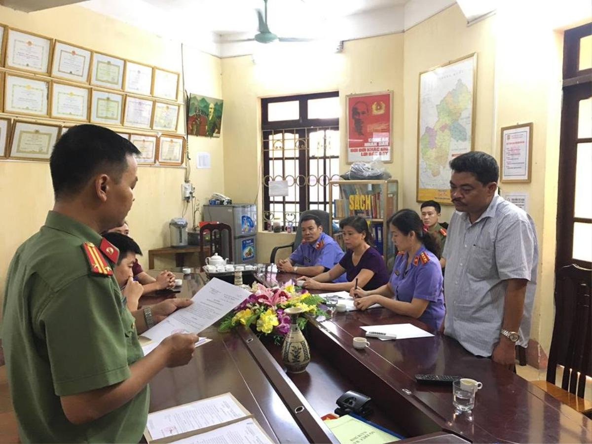 Vụ điểm thi cao bất thường ở Hà Giang: Bắt tạm giam 3 tháng Trưởng phòng Khảo thí và Kiểm định chất lượng Ảnh 2