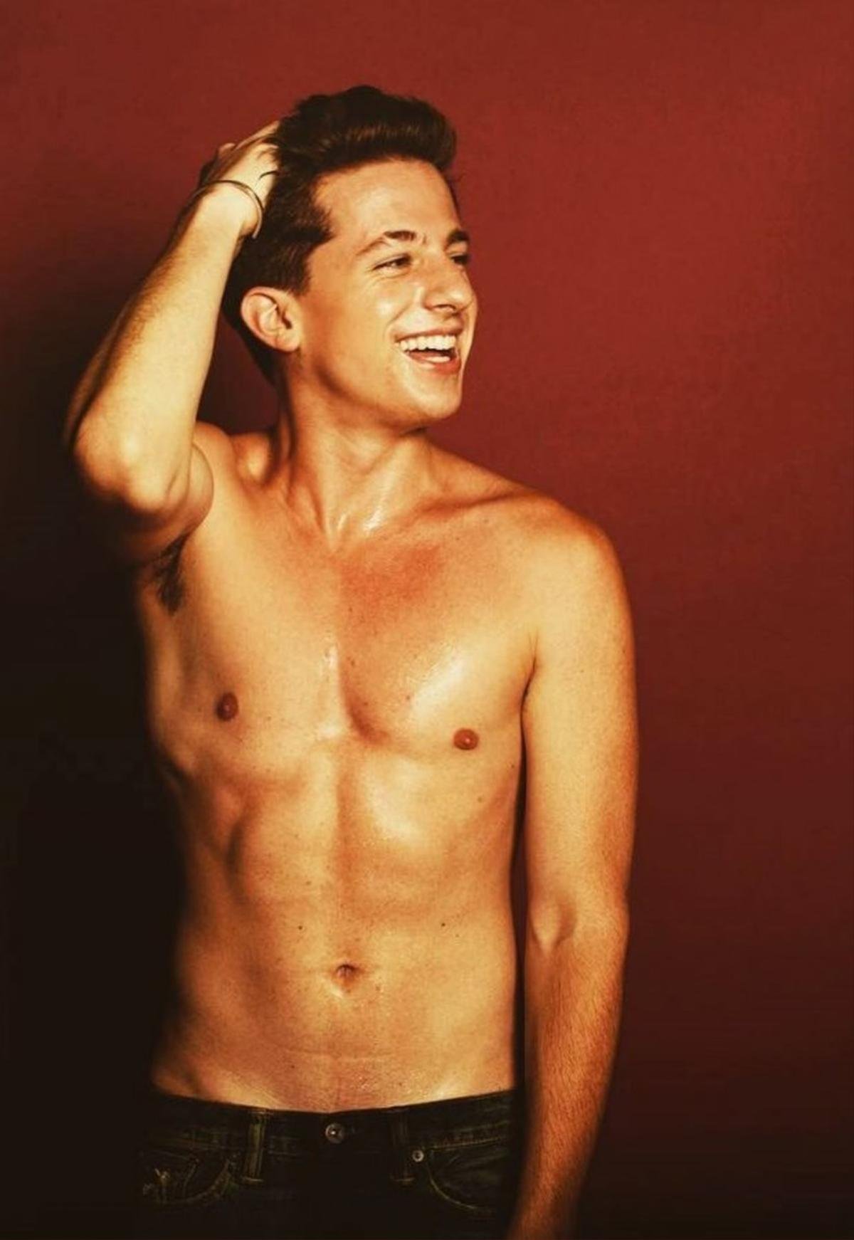 Charlie Puth lần đầu nói về ca phẫu thuật và lý do anh quyết định làm điều này là… Ảnh 1