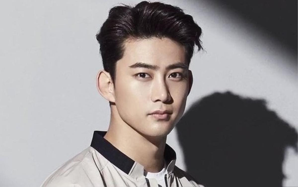 Taecyeon không gia hạn hợp đồng với JYP, 2PM chính thức mất đi 'thỏi nam châm' hút fan? Ảnh 4