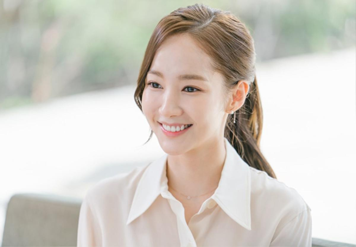 3 thỏi son gây sốt nhờ Park Min Young lăng xê trong 'Thư ký Kim' Ảnh 1