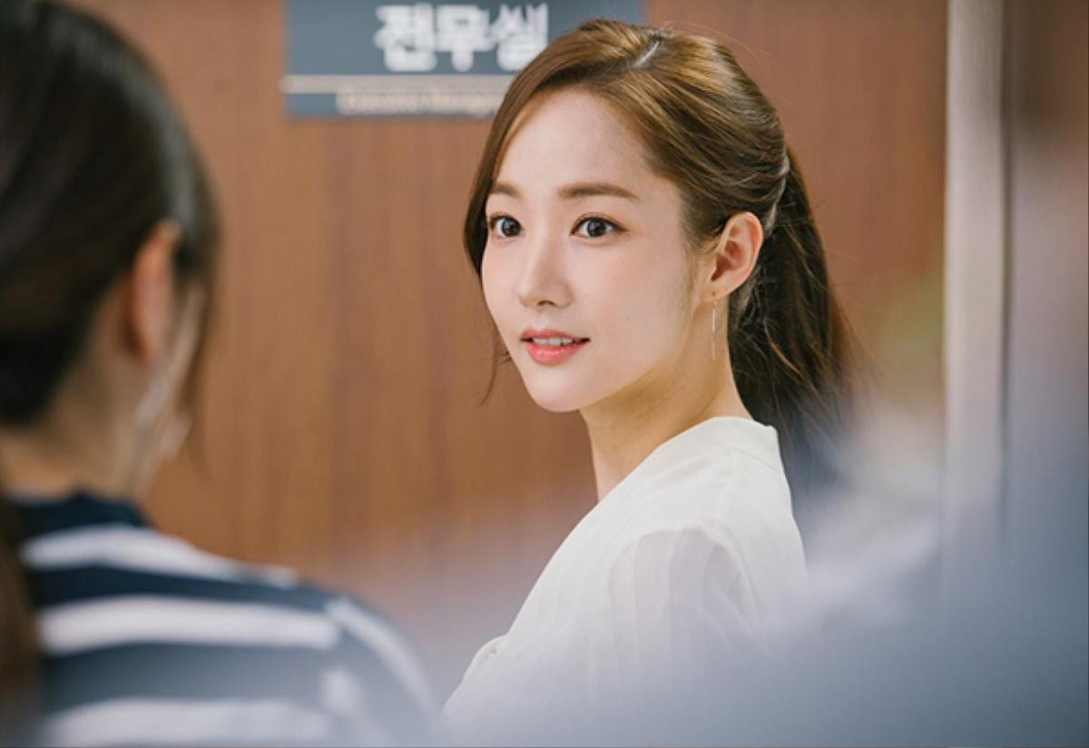 3 thỏi son gây sốt nhờ Park Min Young lăng xê trong 'Thư ký Kim' Ảnh 5