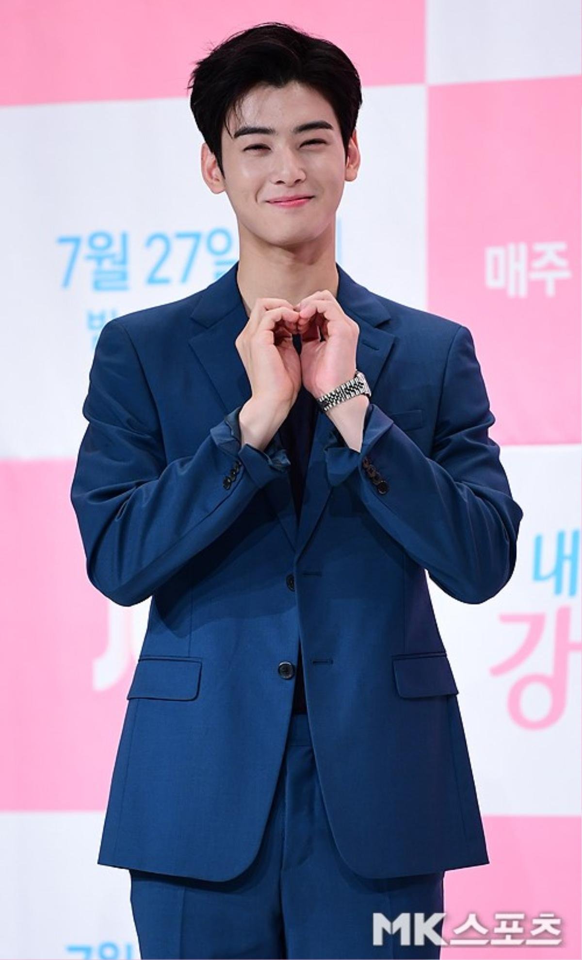 Họp báo ‘My ID is Gangnam Beauty’: Mỹ nam truyện tranh Cha Eun Woo (ASTRO) đẹp lấn át cả nữ chính Ảnh 10