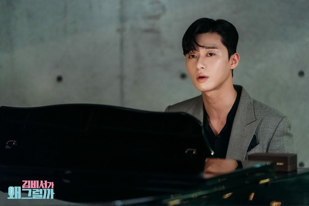 Loạt khoảnh khắc ngọt ngào của Park Seo Joon - Park Min Young trong 'Thư ký Kim' - Fan muốn tin họ không hẹn hò cũng khó Ảnh 70