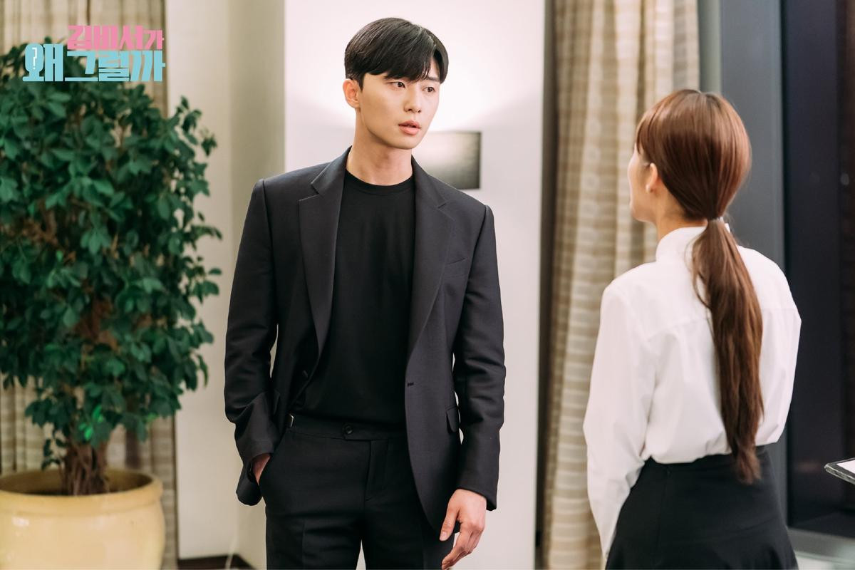 Loạt khoảnh khắc ngọt ngào của Park Seo Joon - Park Min Young trong 'Thư ký Kim' - Fan muốn tin họ không hẹn hò cũng khó Ảnh 3