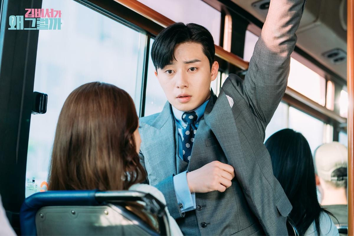 Loạt khoảnh khắc ngọt ngào của Park Seo Joon - Park Min Young trong 'Thư ký Kim' - Fan muốn tin họ không hẹn hò cũng khó Ảnh 19