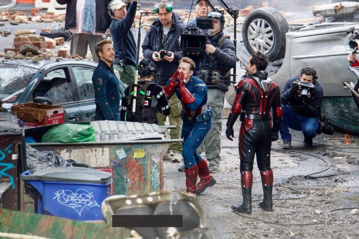 Giả thuyết cho 'Avengers 4': Không phải du hành thời gian mà đó là ký ức của Biệt đội siêu anh hùng Ảnh 2