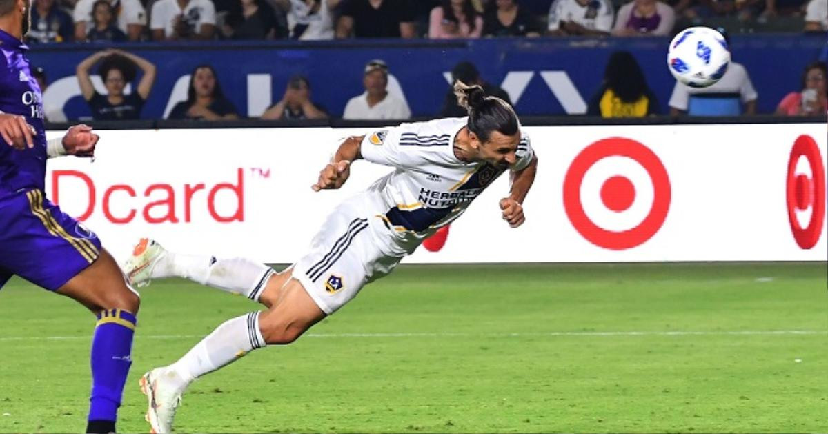 Ibrahimovic khiến NHM Mỹ 'phát rồ' khi lập hattrick Ảnh 1