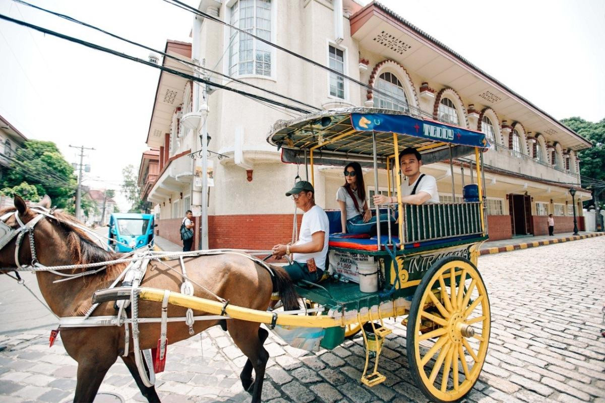 Bất ngờ khi thấy Quang Vinh hết 'đánh lẻ', mà lại xách balo lên đường cùng Diễm My 9X Ảnh 13