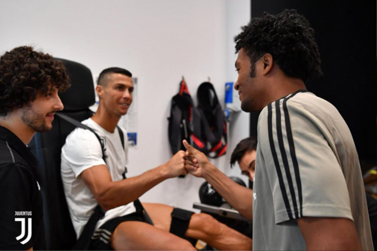 Ronaldo hội tụ cùng dàn sao Juventus Ảnh 7