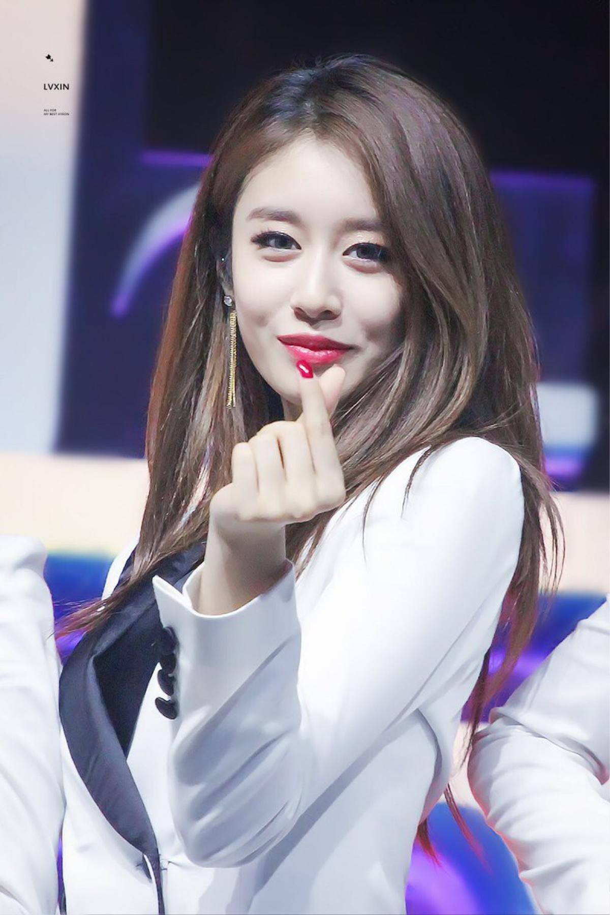 Dù lỡ hẹn với Jiyeon, Queen's Việt vẫn hô vang tên thần tượng tại 'V Heartbeat' Ảnh 4