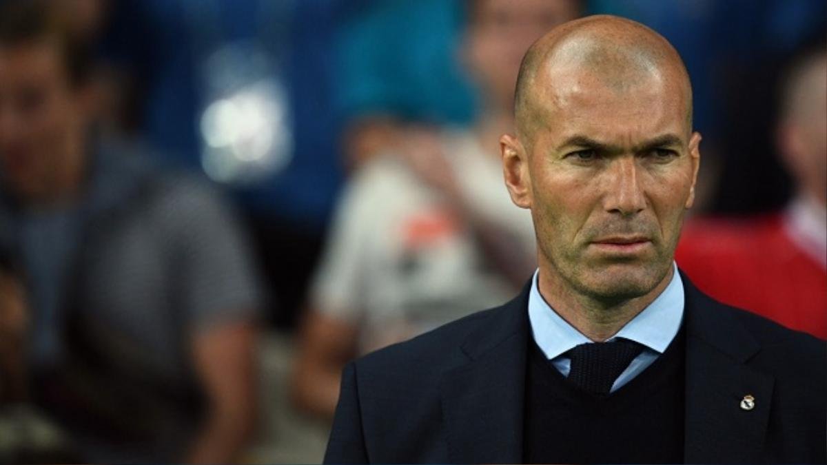 SỐC: M.U chuẩn bị đưa Zidane về thay thế Mourinho Ảnh 2