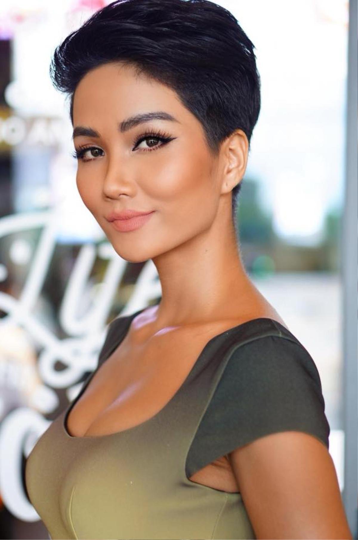 Mỹ nhân chuyển giới 'vượt mặt' H'Hen Niê trong Top ứng viên sáng giá tại Miss Universe 2018 Ảnh 6