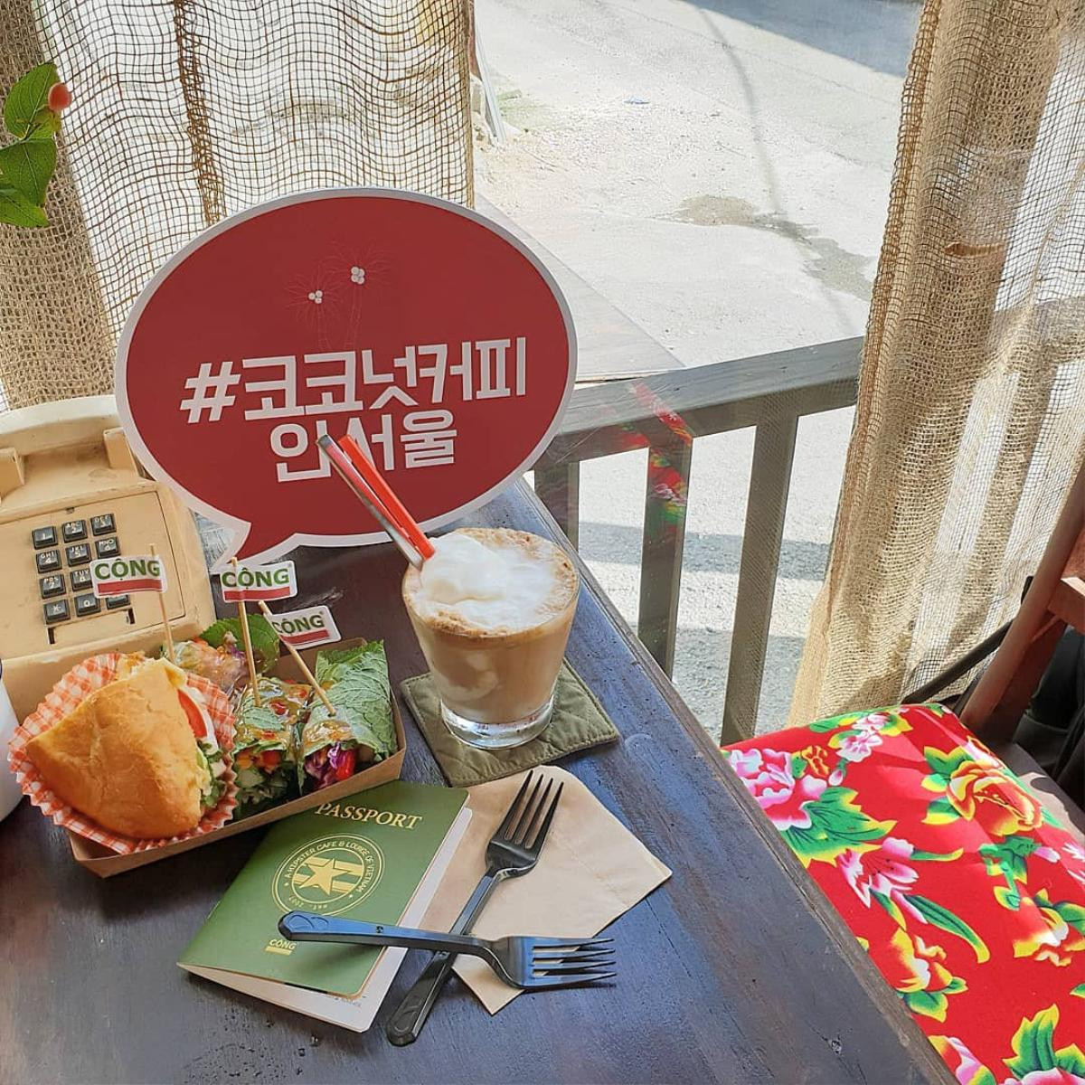 Giới trẻ Hàn Quốc ùn ùn kéo đến check-in tiệm cafe Việt Nam đầu tiên xuất hiện tại Hàn Quốc Ảnh 14