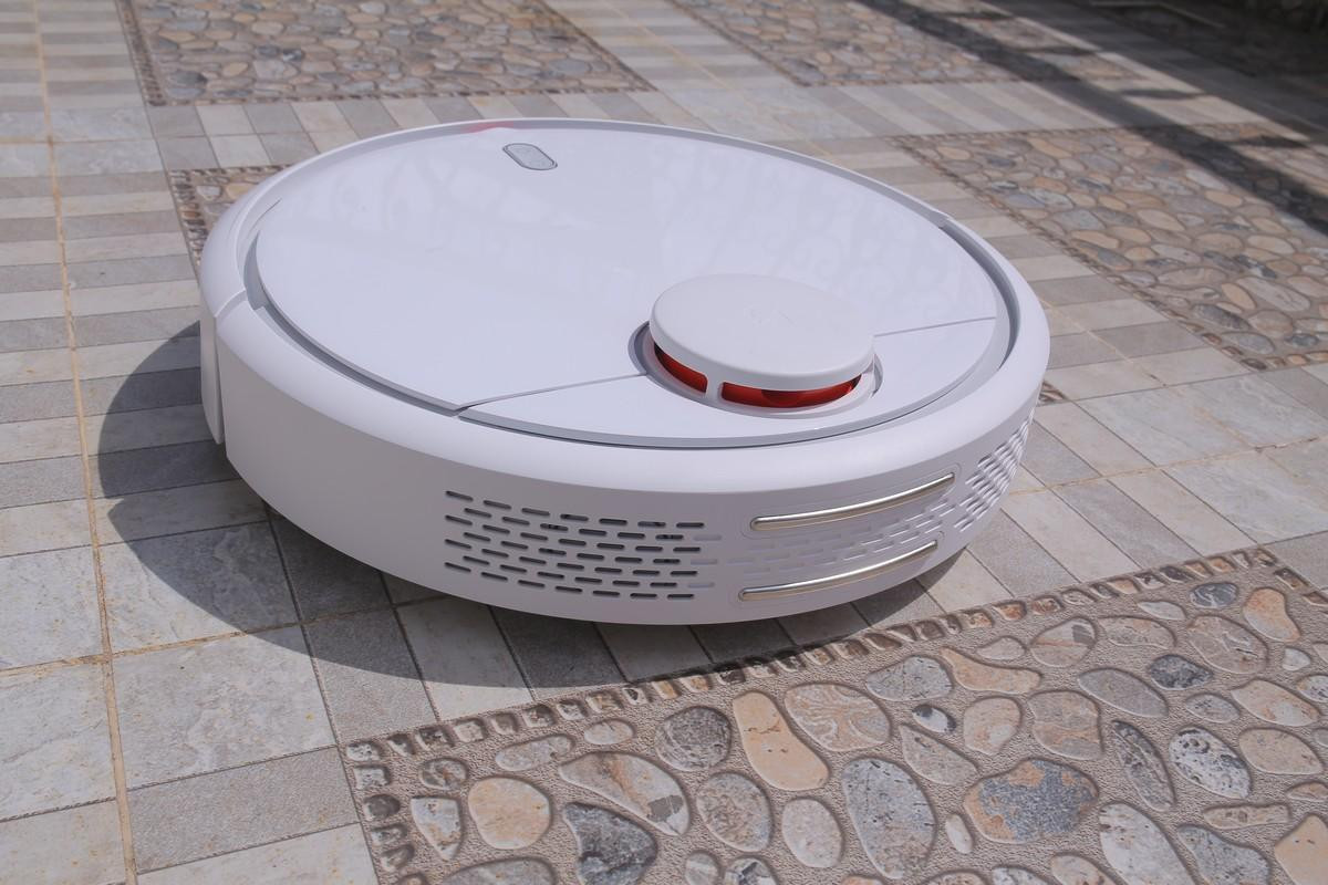 Xiaomi ra mắt robot hút bụi tự động Vacuum tại Việt Nam Ảnh 1