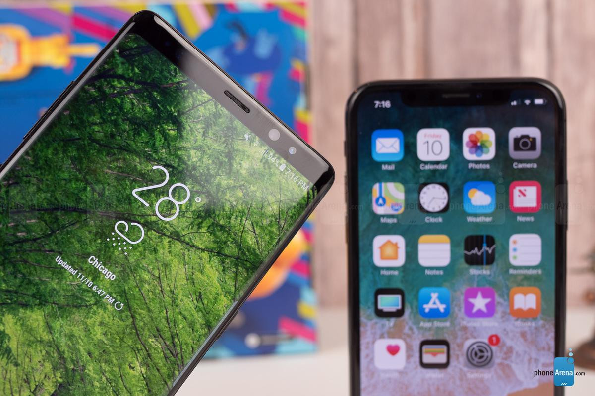 Khi ra mắt iPhone X với 'tai thỏ' bị chê tơi tả, Apple có lẽ cũng không dám nghĩ đến điều bất ngờ này Ảnh 2