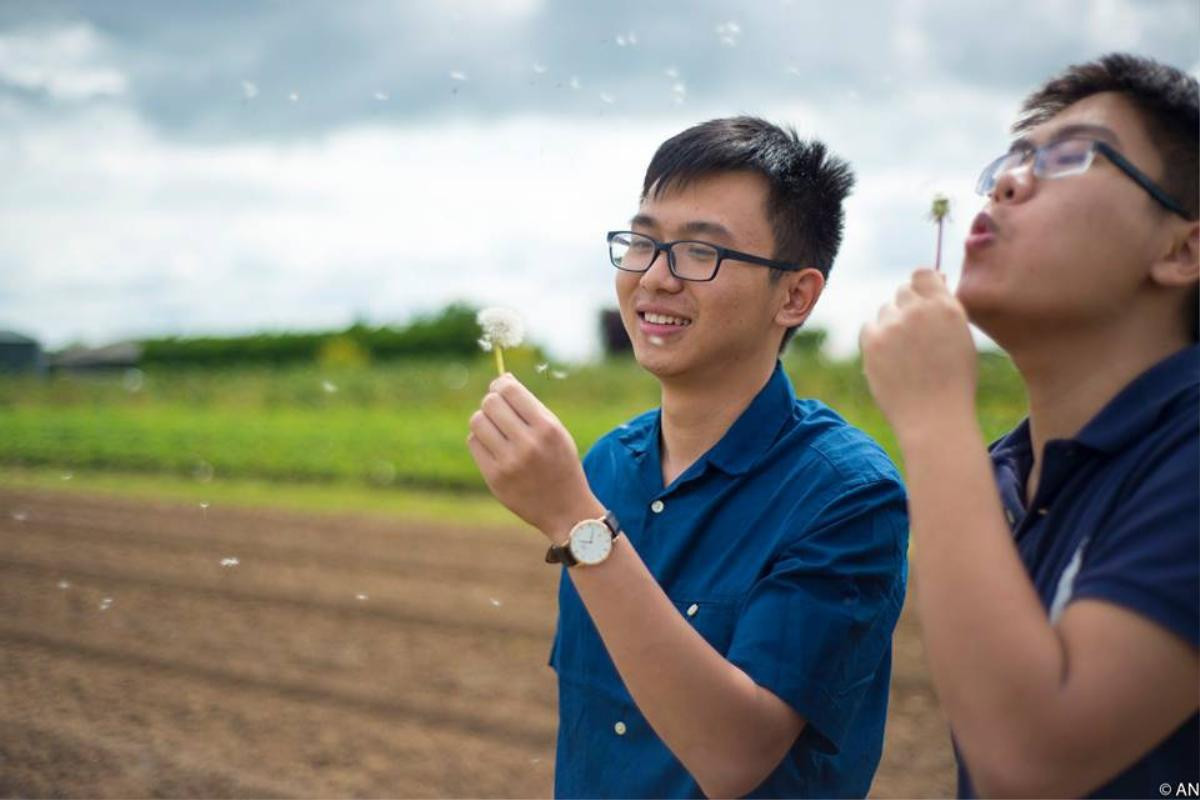 Những chàng trai điểm 10: đẹp trai, giành HCV Vật lý Quốc tế kiêm Tiến sĩ trẻ tuổi Ảnh 9