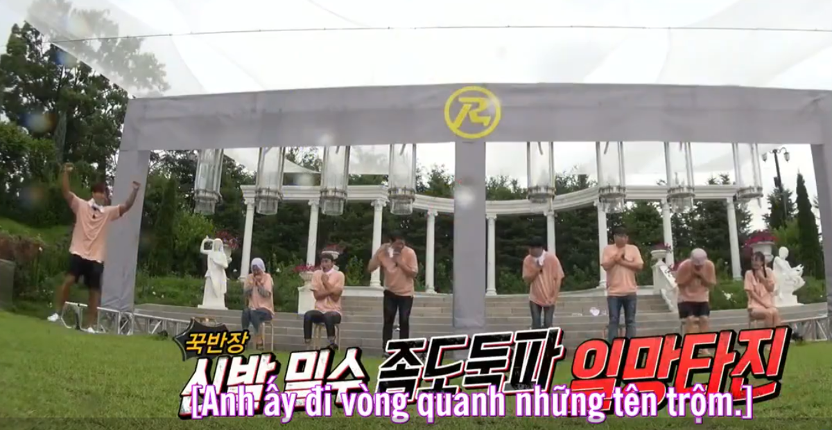 Running Man tập 411: Ai là kẻ trộm đã lấy đi đôi giày của Kim Jong Kook? Ảnh 5