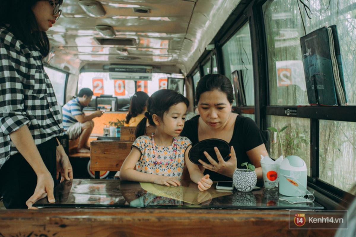 Phát hiện quán cà phê Bus cực nhiều góc 'sống ảo' ngay tại Hà Nội cho những ai không biết cuối tuần đi đâu Ảnh 10