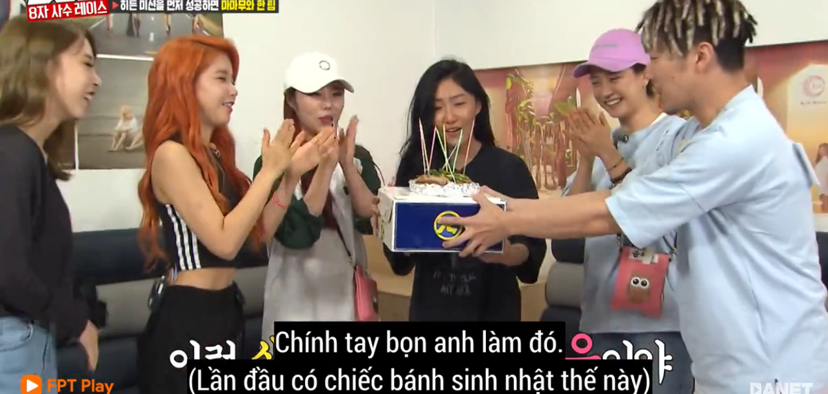 Running Man tập 412: Hwasa (Mamamoo) mừng sinh nhật với bánh… lòng nướng, Kwang Soo bị đàn em 'phũ' thẳng thừng Ảnh 13