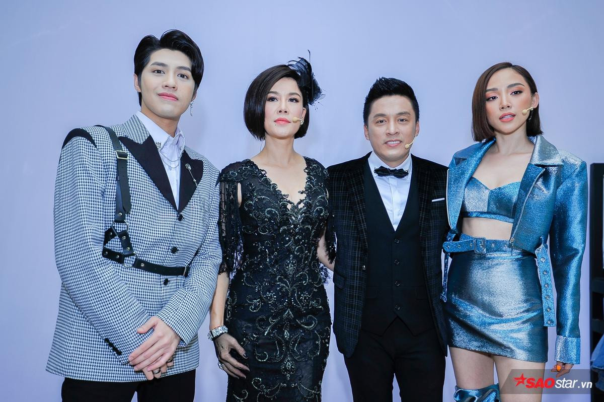 Bộ tứ quyền lực The Voice 2018 'xúng xính váy áo' mang cá tính riêng xuất hiện ở Liveshow 2 Ảnh 13