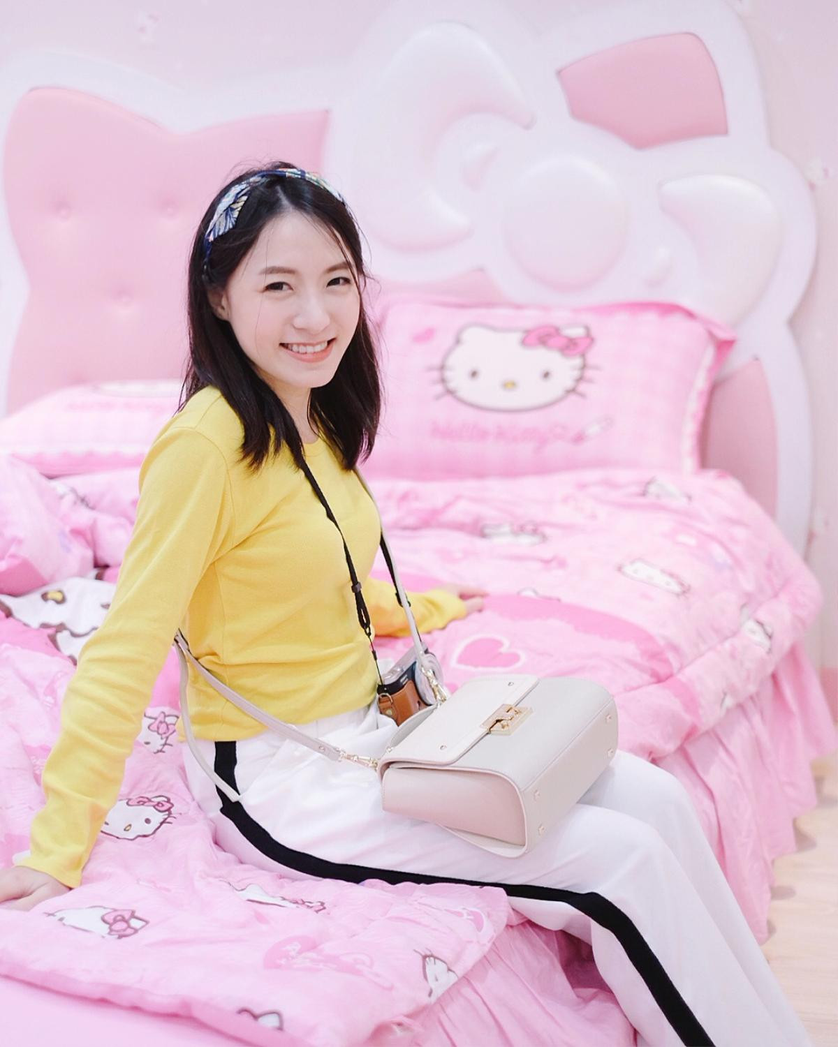 Có một hòn đảo Hello Kitty toàn màu 'hường' ở Hàn Quốc khiến con gái cứ phải phát cuồng Ảnh 17