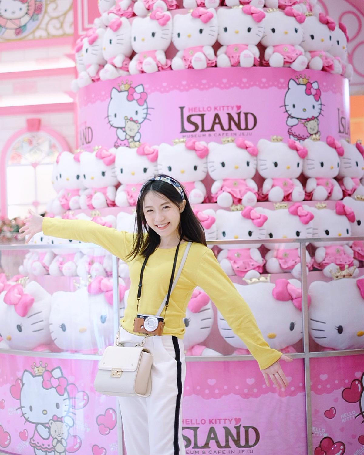 Có một hòn đảo Hello Kitty toàn màu 'hường' ở Hàn Quốc khiến con gái cứ phải phát cuồng Ảnh 19