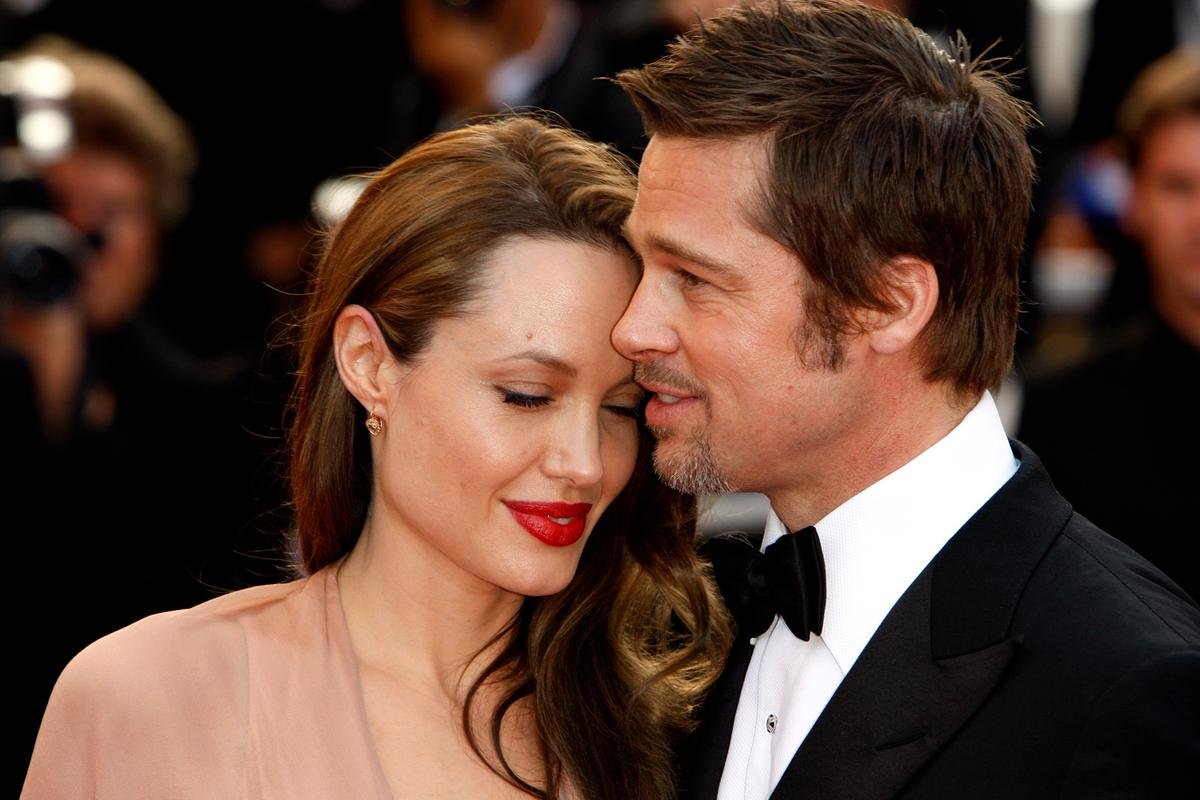 Bị tố thiếu trách nhiệm, phía Brad Pitt kê ra số tiền anh đã chu cấp và gọi Angelina là 'kẻ dối trá' Ảnh 5