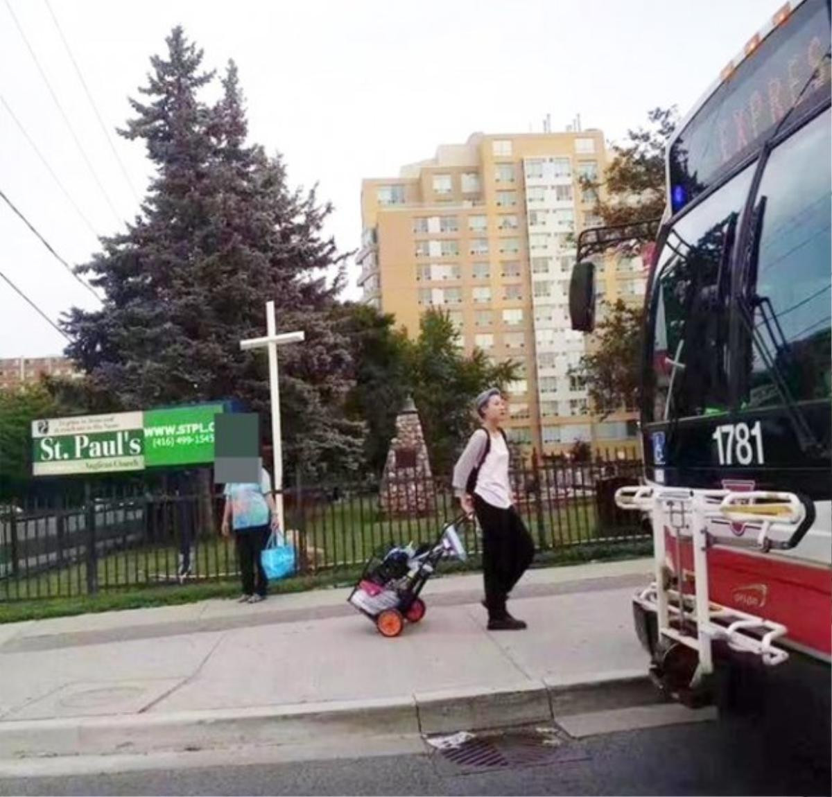 Thông tin mới nhất vụ con gái Thành Long phải nhặt rác kiếm sống ở Canada Ảnh 1