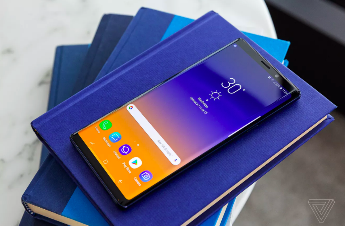 Cận cảnh Samsung Galaxy Note9 vừa ra mắt: Ngoại hình không mới nhưng vẫn đẹp ấn tượng! Ảnh 1