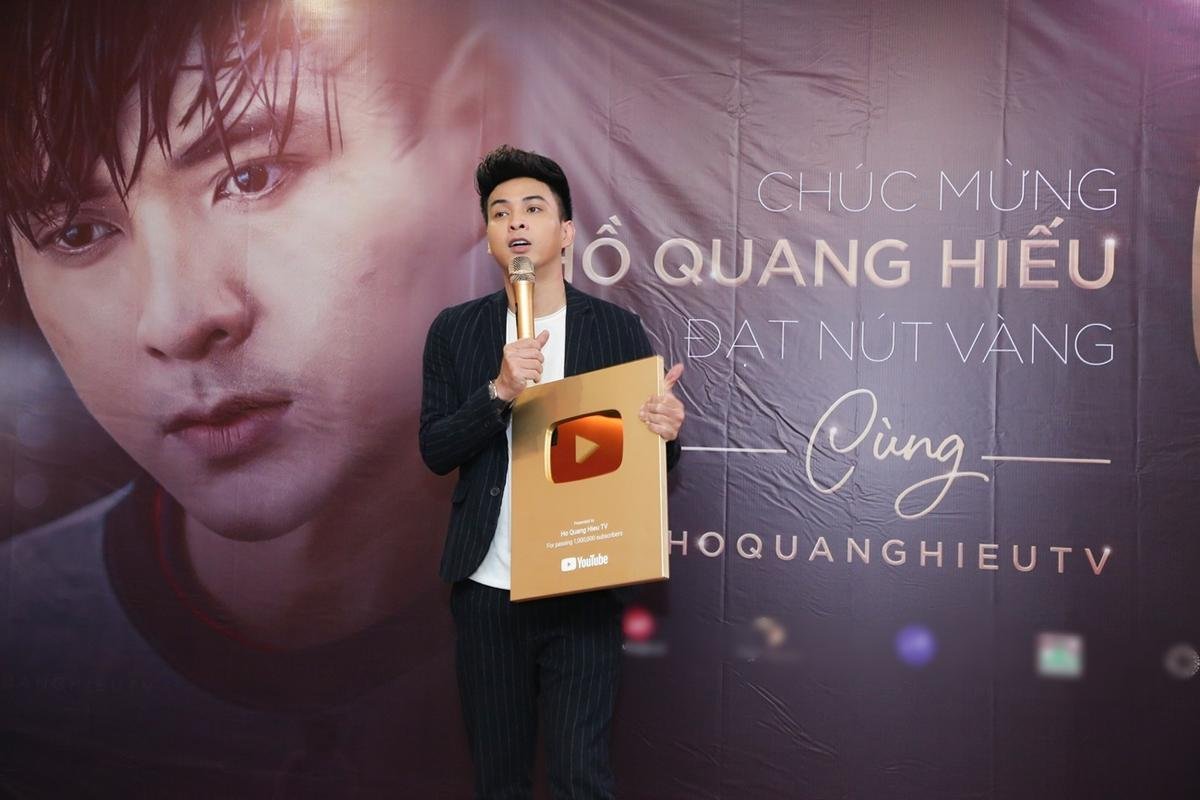 Sau Sơn Tùng M-TP, Hồ Quang Hiếu là ca sĩ Việt Nam thứ 3 đạt nút vàng YouTube Ảnh 2