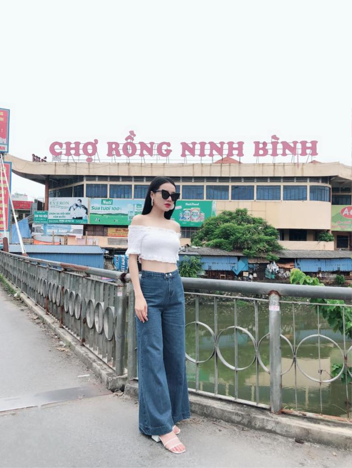 Nhã Phương khoe vòng eo 'con kiến', dập tắt tin đồn 'bầu bí' với Trường Giang Ảnh 3