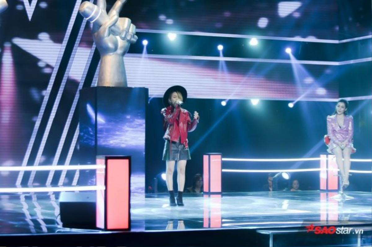 Liveshow 1 The Voice 2018: 'Vũ khí' bí ẩn của Team Noo Phước Thịnh - Một màu sắc rất 'Gia Nghi'! Ảnh 6