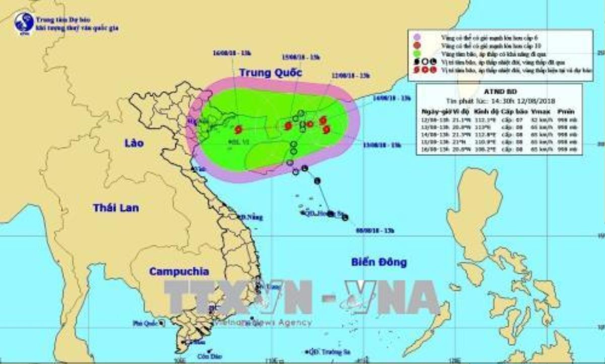 Áp thấp nhiệt đới có khả năng mạnh lên thành bão, Bắc Bộ đón mưa lớn Ảnh 1