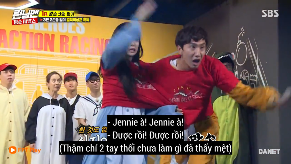 Running Man tập 413: 'Nữ thần mùa hè' Jennie là khắc tinh của Kim Jong Kook Ảnh 5