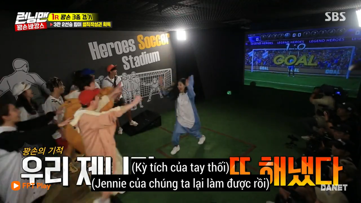 Running Man tập 413: 'Nữ thần mùa hè' Jennie là khắc tinh của Kim Jong Kook Ảnh 12