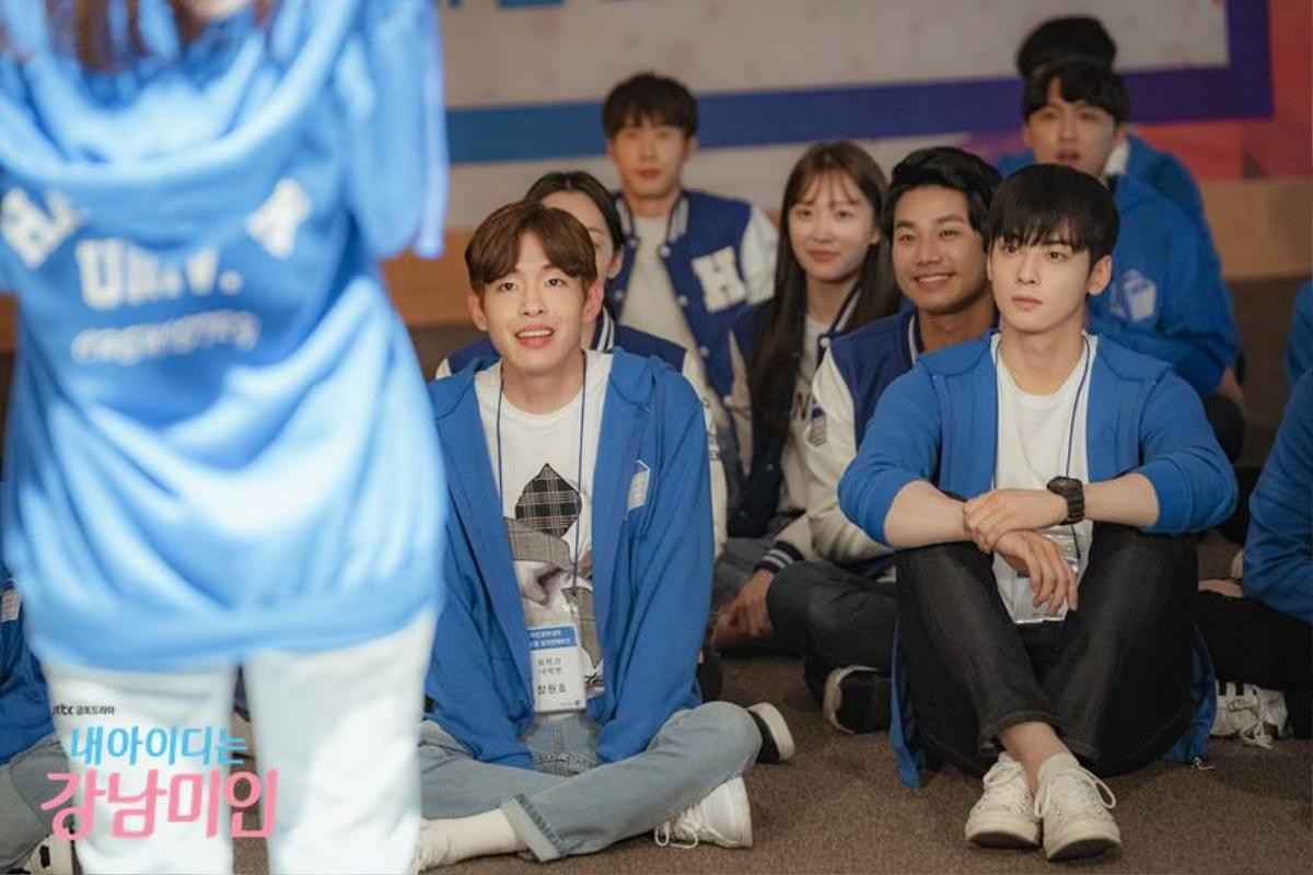 Khán giả lại mê mẩn trước hình ảnh của mỹ nam Cha Eun Woo (ASTRO) trong ‘My ID is Gangnam Beauty’ Ảnh 2