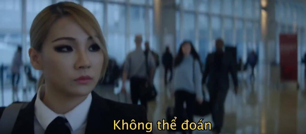 CL (2NE1) xuất hiện gợi cảm lạnh lùng trong trailer phim hành động của người hùng 'Transformer' Ảnh 6