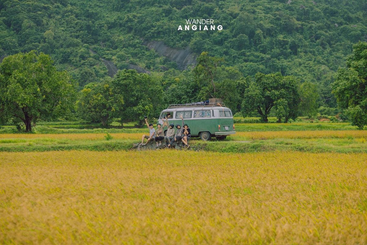 Nhờ bộ ảnh này, mà dân mạng phát hiện ra có một 'tuyệt tình cốc' ở An Giang đẹp đến nao lòng! Ảnh 2