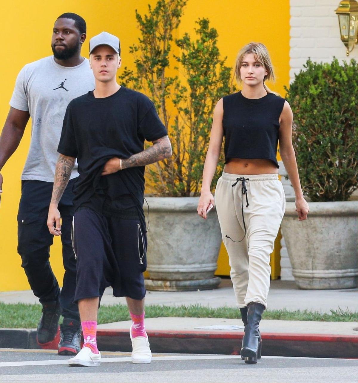 Tưởng cưới rồi hóa ra vẫn chưa: Đây là lí do khiến Justin Bieber và Hailey Baldwin trì hoãn chuyện trăm năm! Ảnh 3