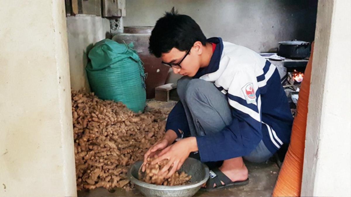 'Ngày 19/8 em phải nhập học rồi, nhưng giờ không biết lấy đâu tiền đi học?' Ảnh 6