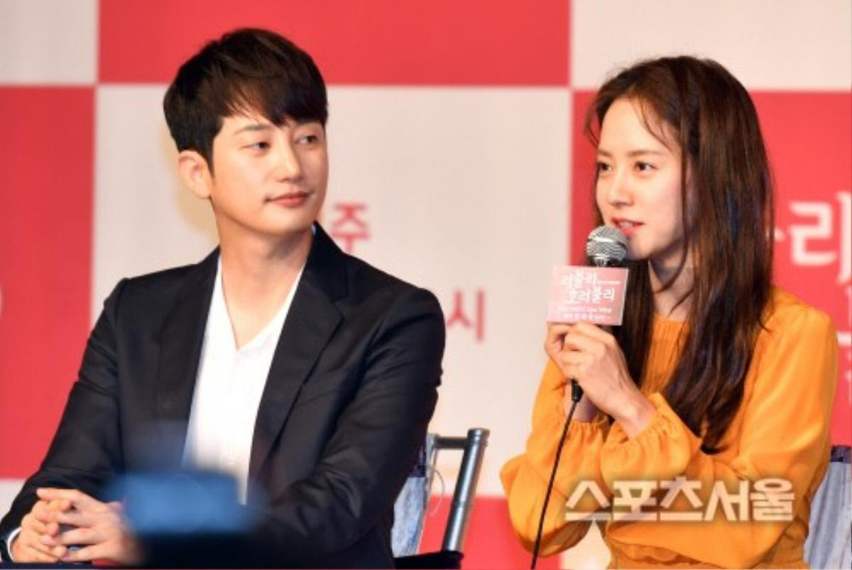 Bất ngờ khi Park Shi Hoo chọn Song Ji Hyo là 'Em gái quốc dân' đáng yêu nhất - 'Mợ ngố' phản hồi thế nào? Ảnh 3