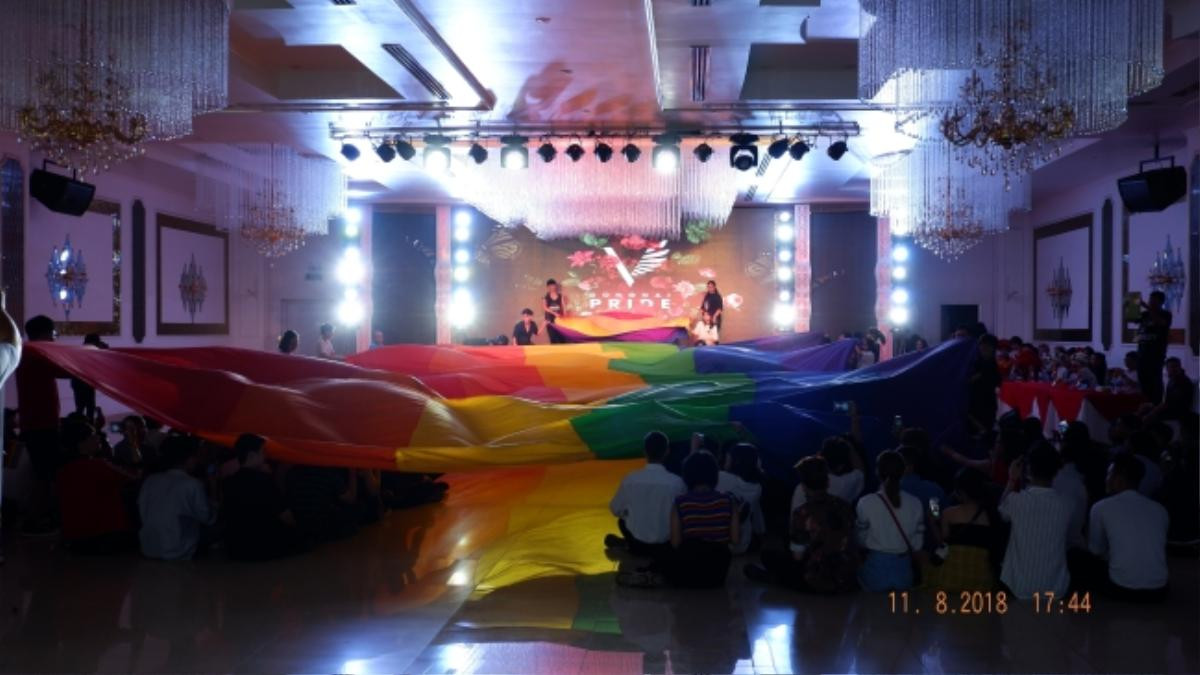 Huỳnh Lập và John Huy Trần tham dự sự kiện tự hào của cộng đồng LGBT tại Đồng Nai Ảnh 13