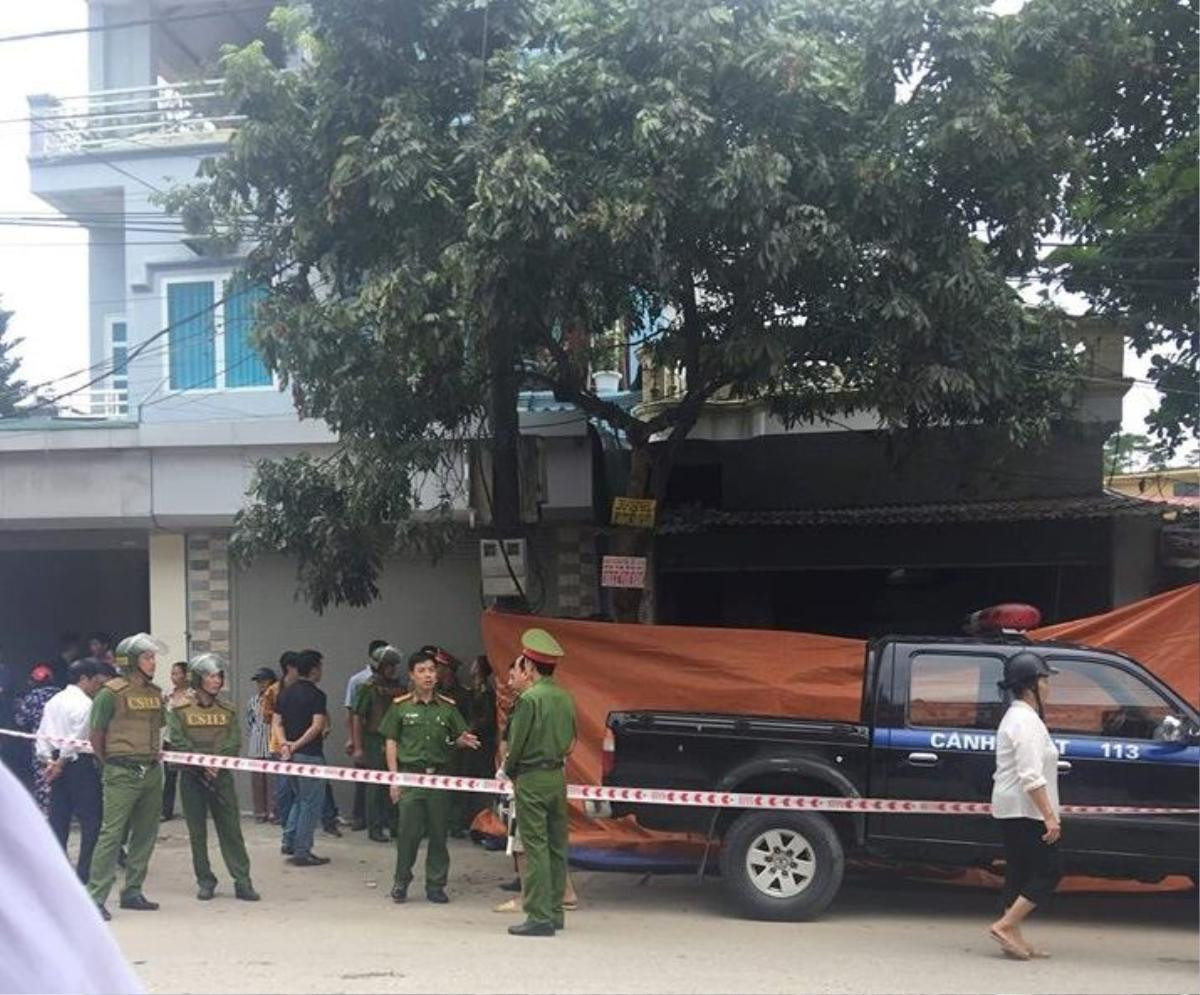 Nghi án nổ súng 2 vợ chồng tử vong, nghi phạm tự sát ngay tại chỗ được đưa đi cấp cứu Ảnh 1