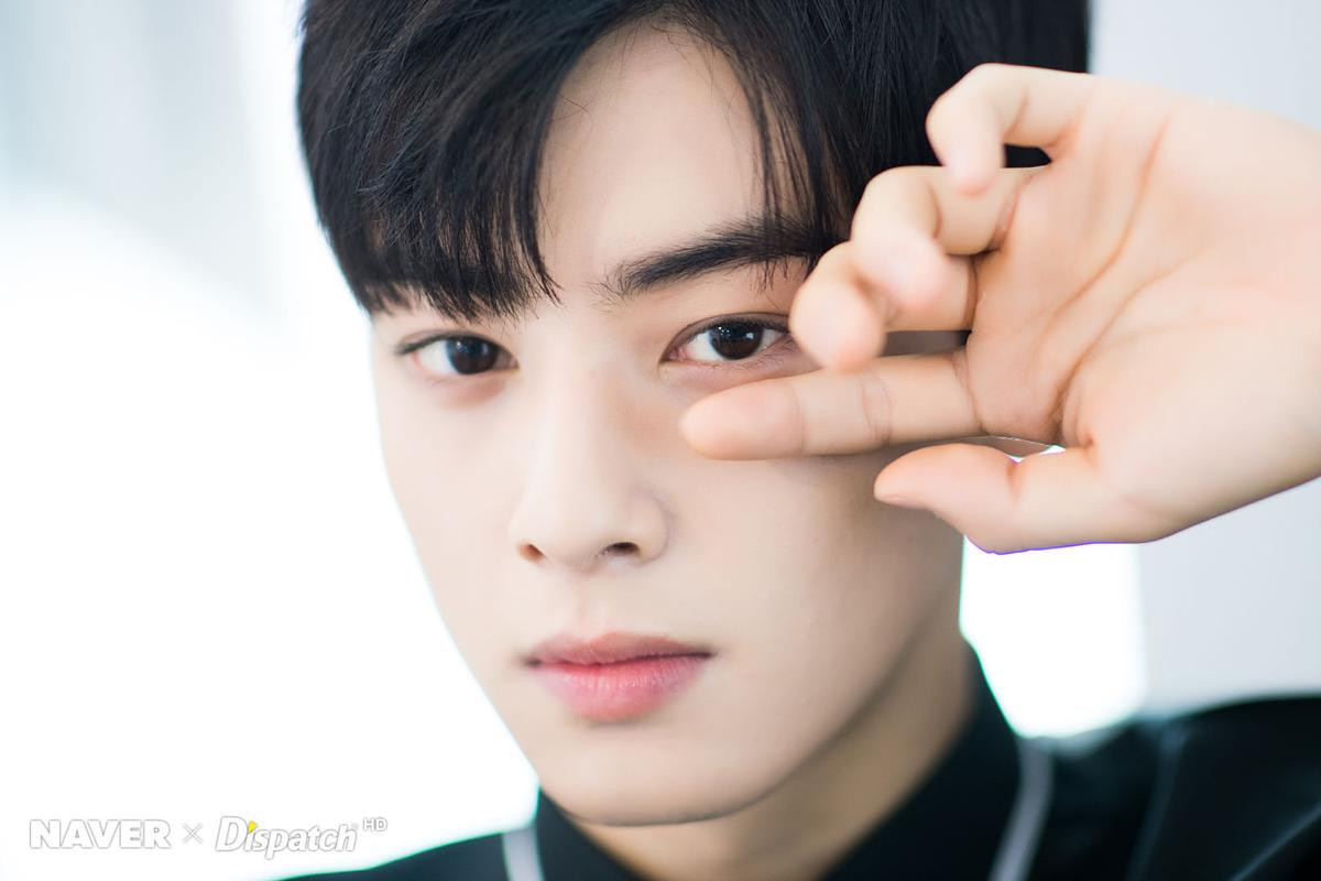 Nhan sắc gây 'sốt' màn ảnh của L (INFINITE) và Cha Eun Woo (ASTRO) giữa năm 2018 Ảnh 69