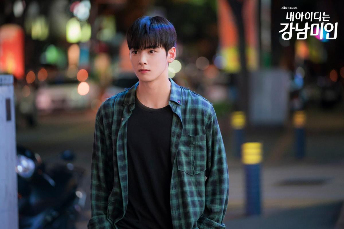 Nhan sắc gây 'sốt' màn ảnh của L (INFINITE) và Cha Eun Woo (ASTRO) giữa năm 2018 Ảnh 41