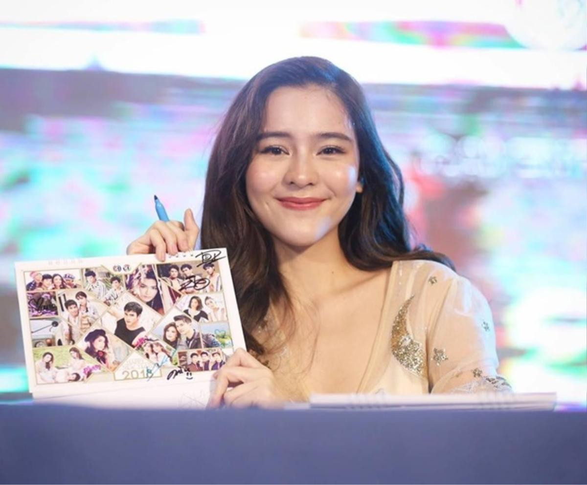 Hai dự án của Aom Sushar bị ‘đắp chiếu’ đến mức fan cũng không biết sắp lên sóng Ảnh 28